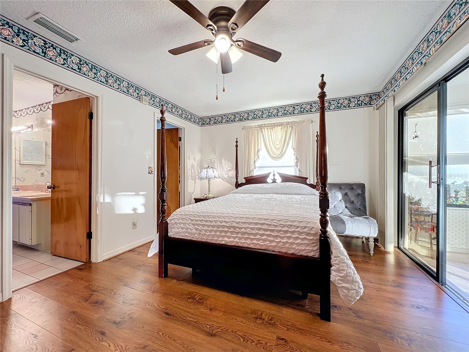 9835 LAKESHORE DR, CLERMONT, FL, 34711