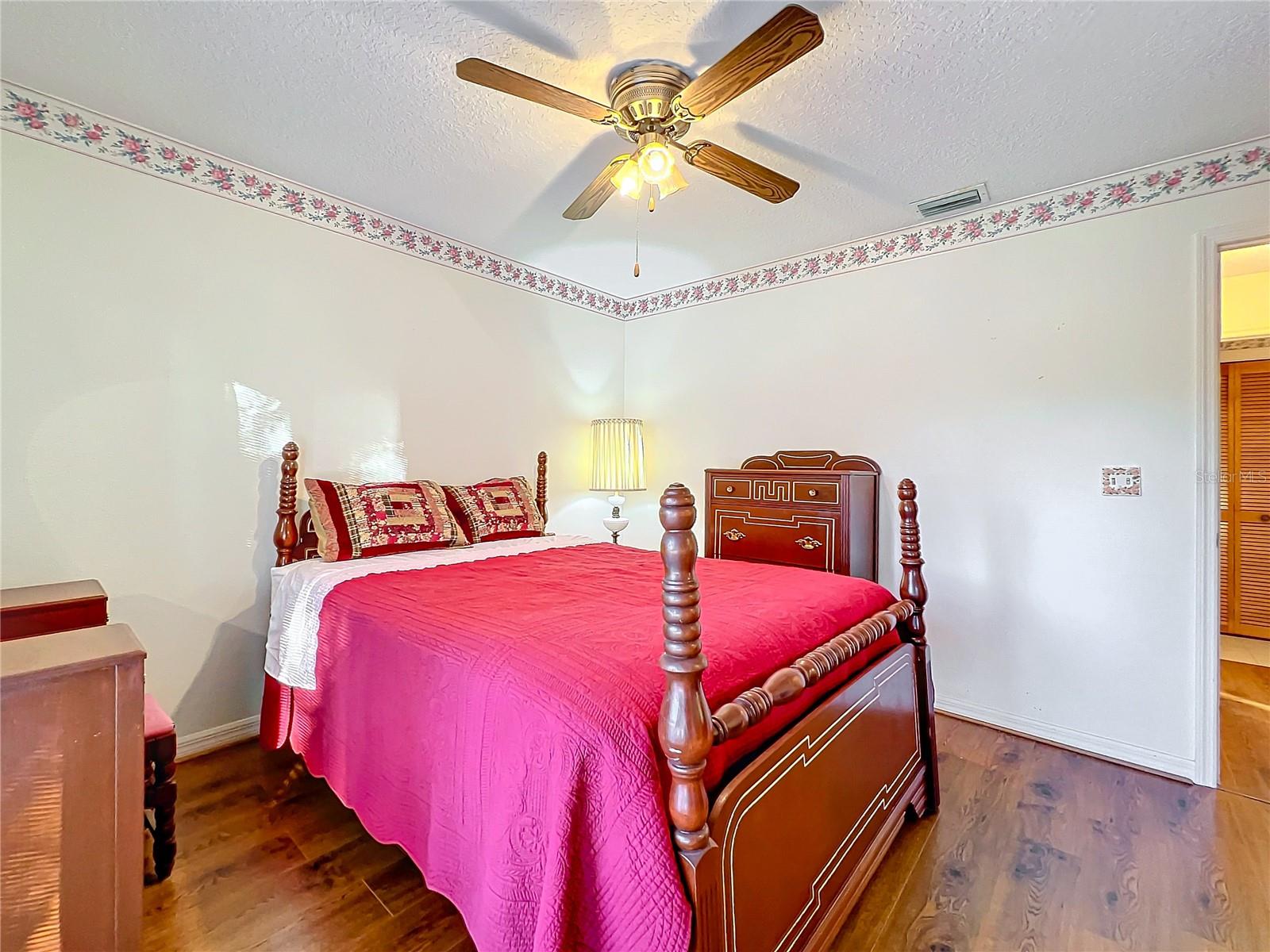 9835 LAKESHORE DR, CLERMONT, FL, 34711