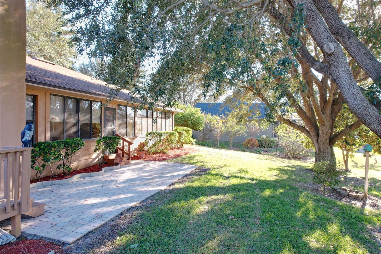 9835 LAKESHORE DR, CLERMONT, FL, 34711