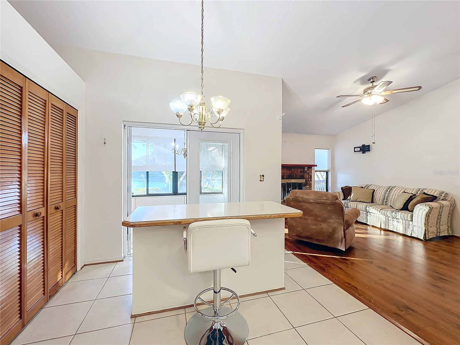 9835 LAKESHORE DR, CLERMONT, FL, 34711
