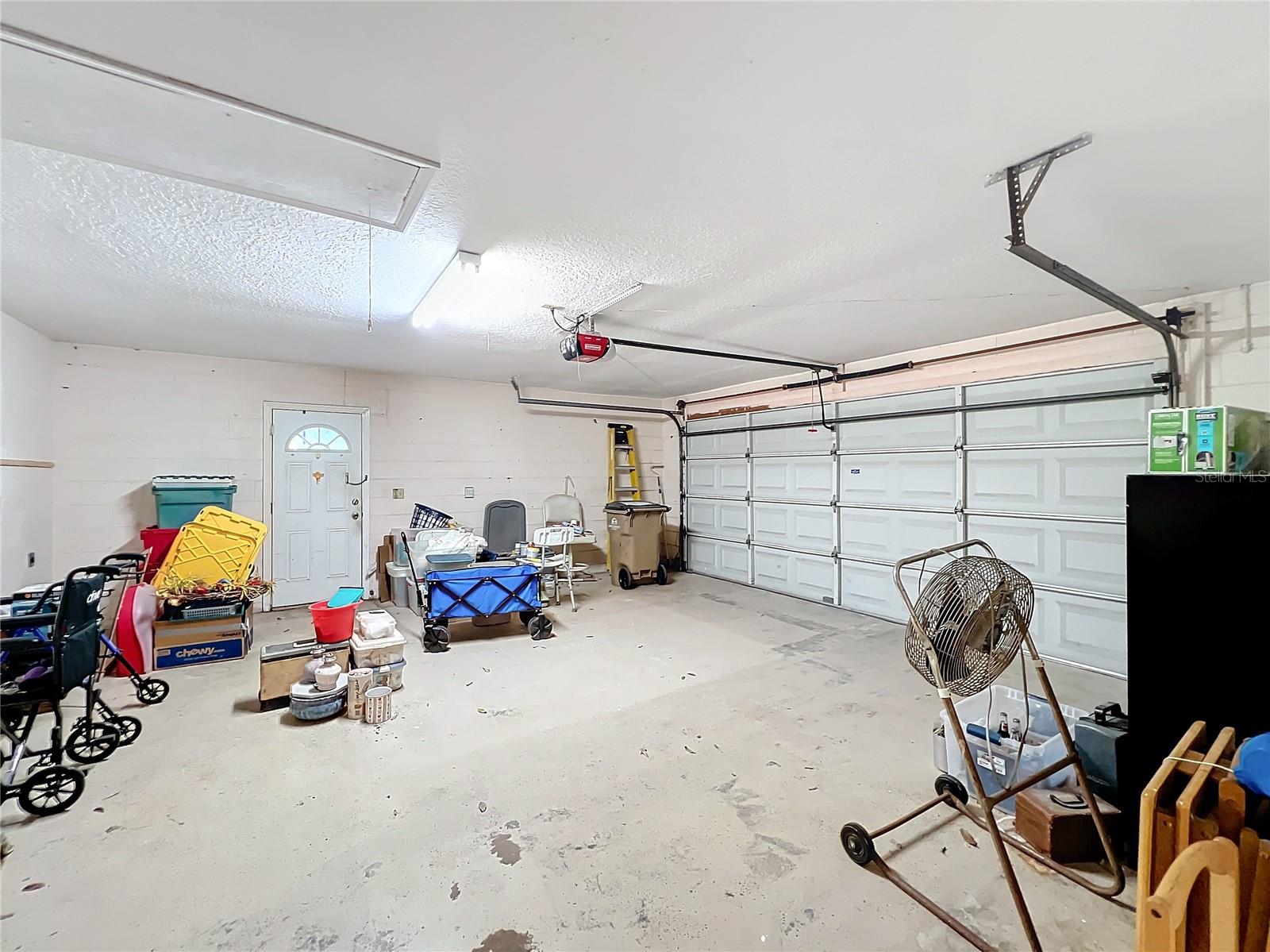 9835 LAKESHORE DR, CLERMONT, FL, 34711