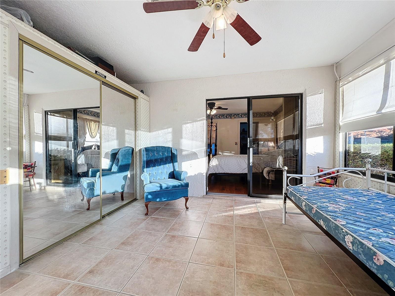 9835 LAKESHORE DR, CLERMONT, FL, 34711