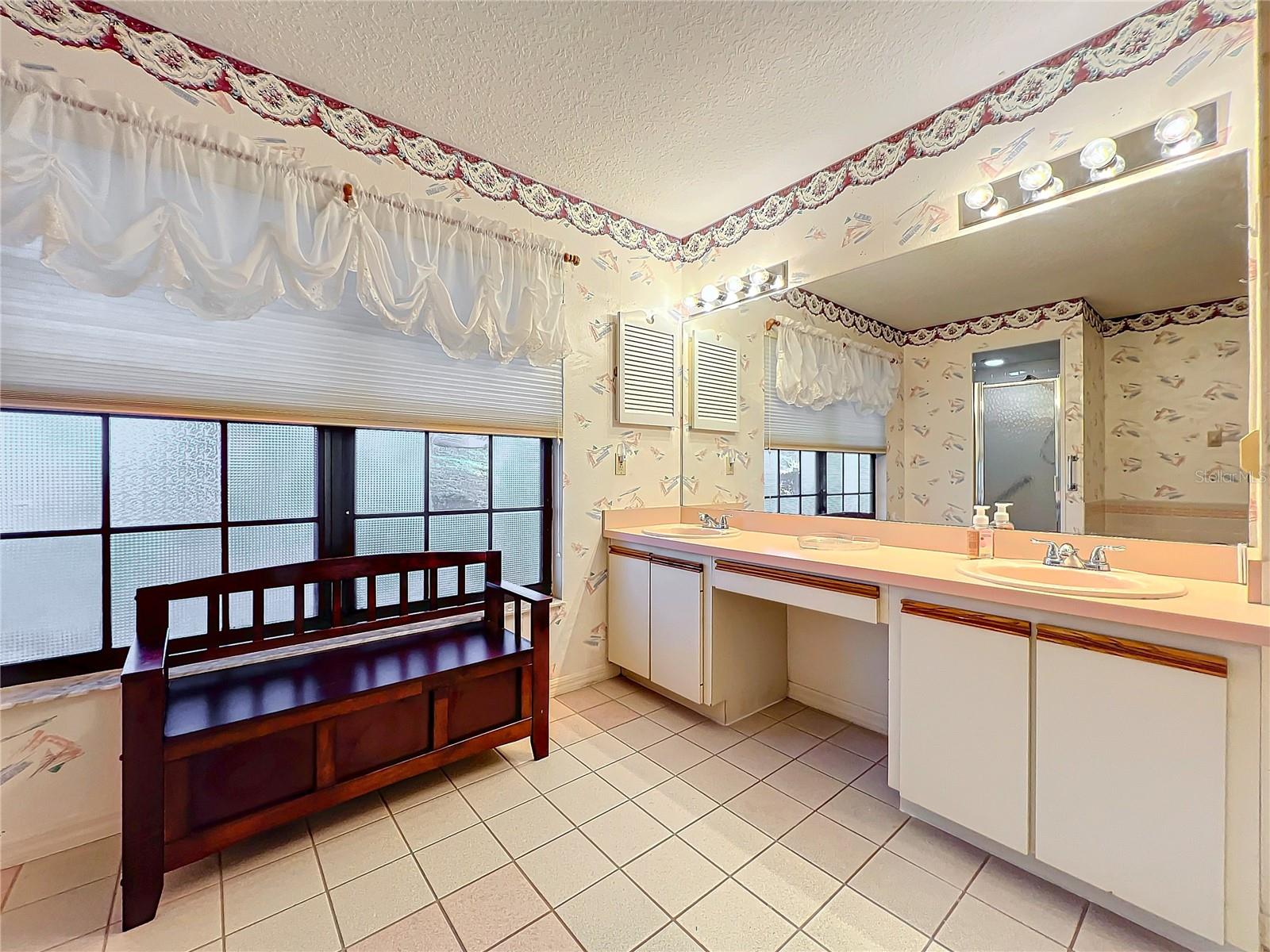 9835 LAKESHORE DR, CLERMONT, FL, 34711