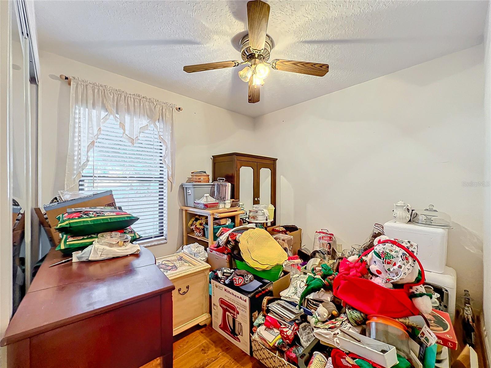 9835 LAKESHORE DR, CLERMONT, FL, 34711