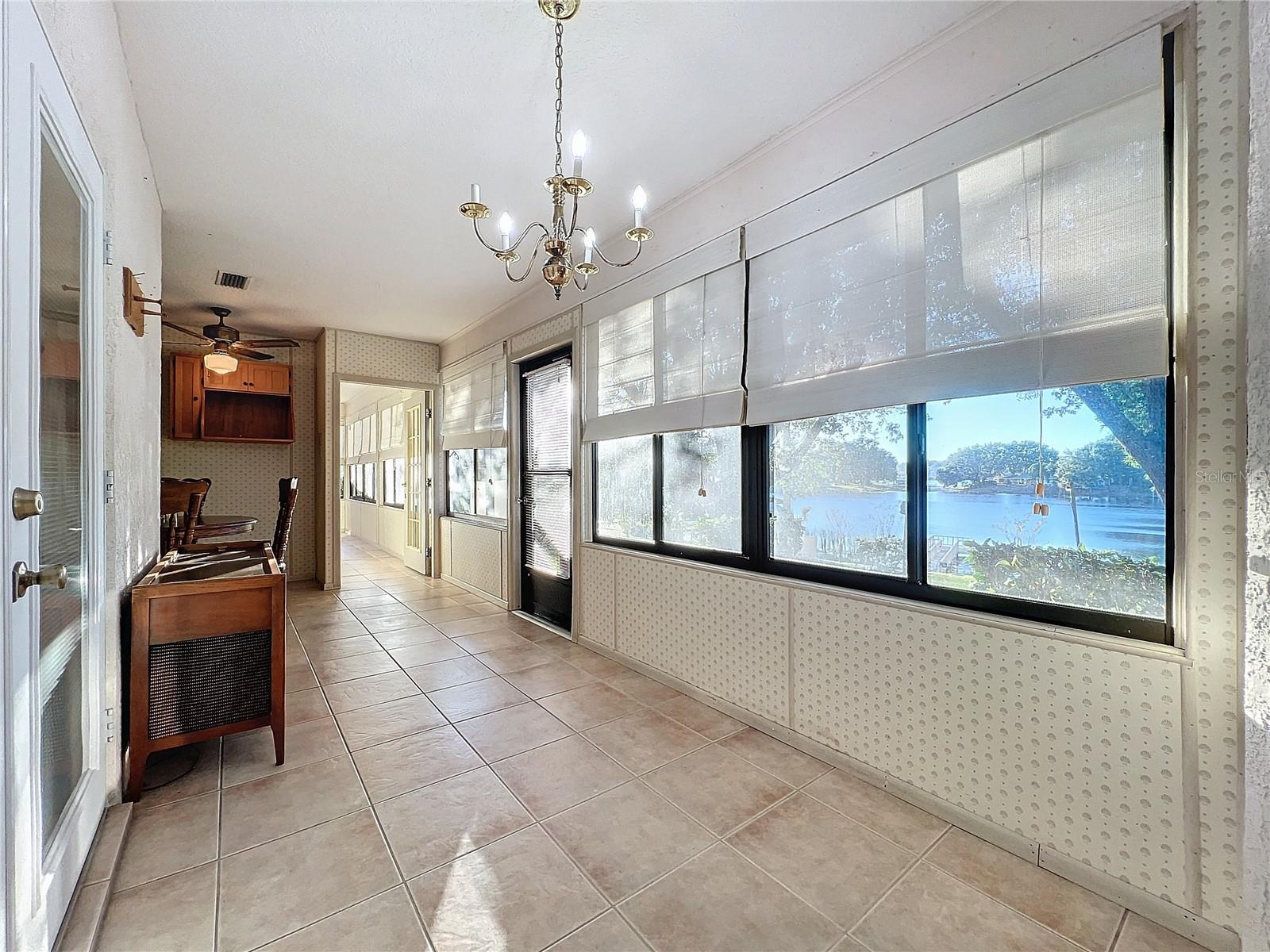9835 LAKESHORE DR, CLERMONT, FL, 34711