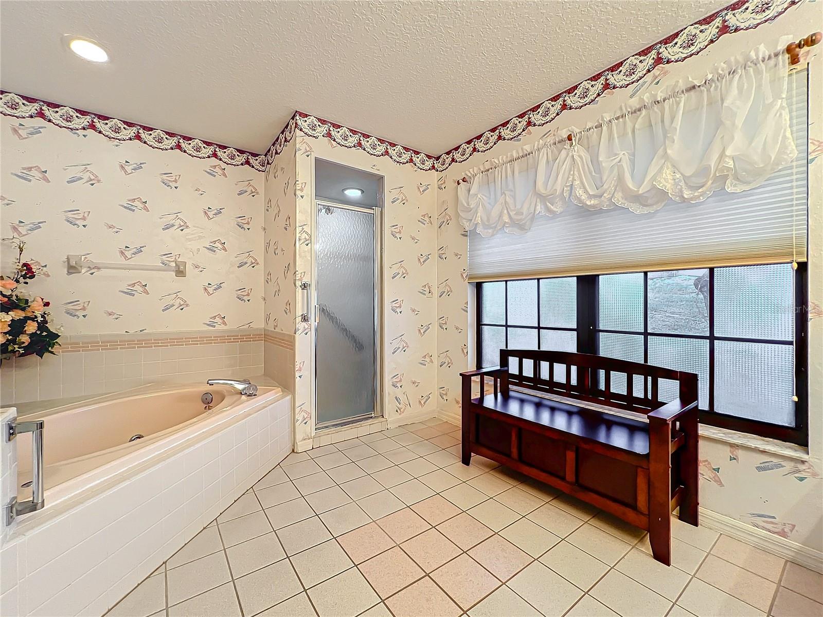 9835 LAKESHORE DR, CLERMONT, FL, 34711