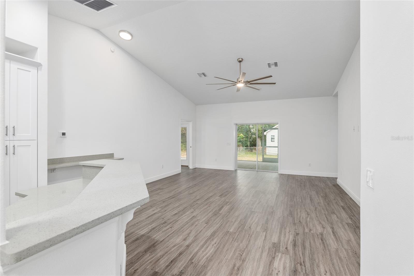 39926 PARKINSONIA ST, LADY LAKE, FL, 32159