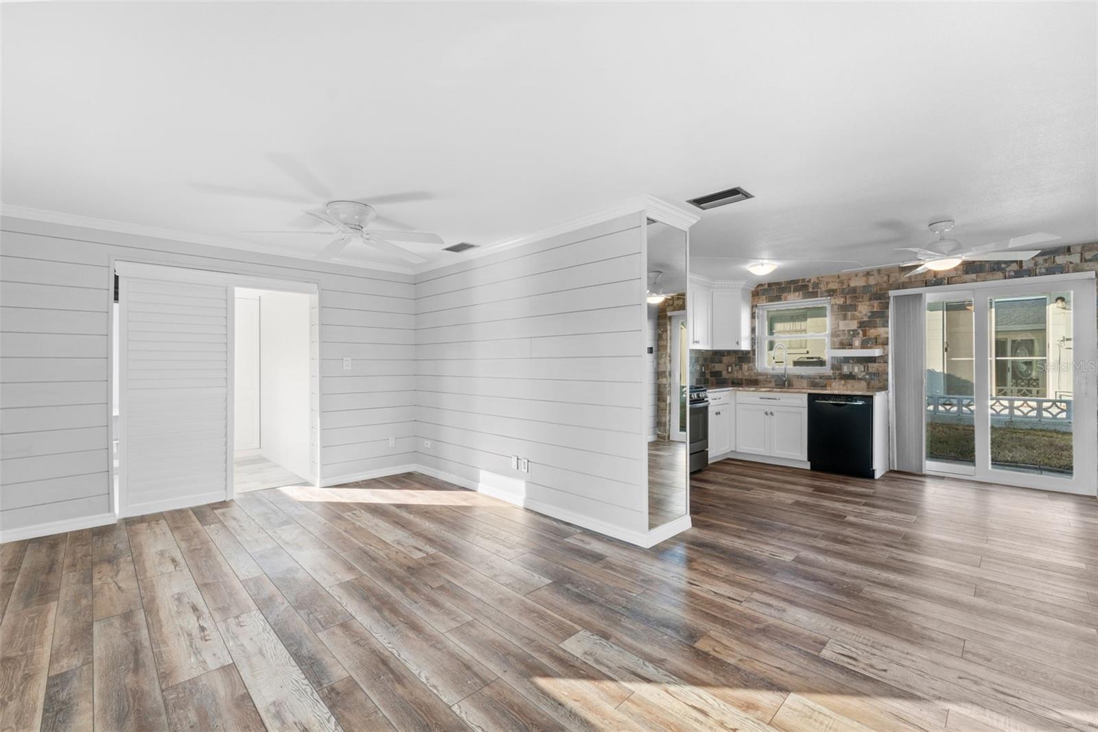 12400 PARK BLVD #213, SEMINOLE, FL, 33772