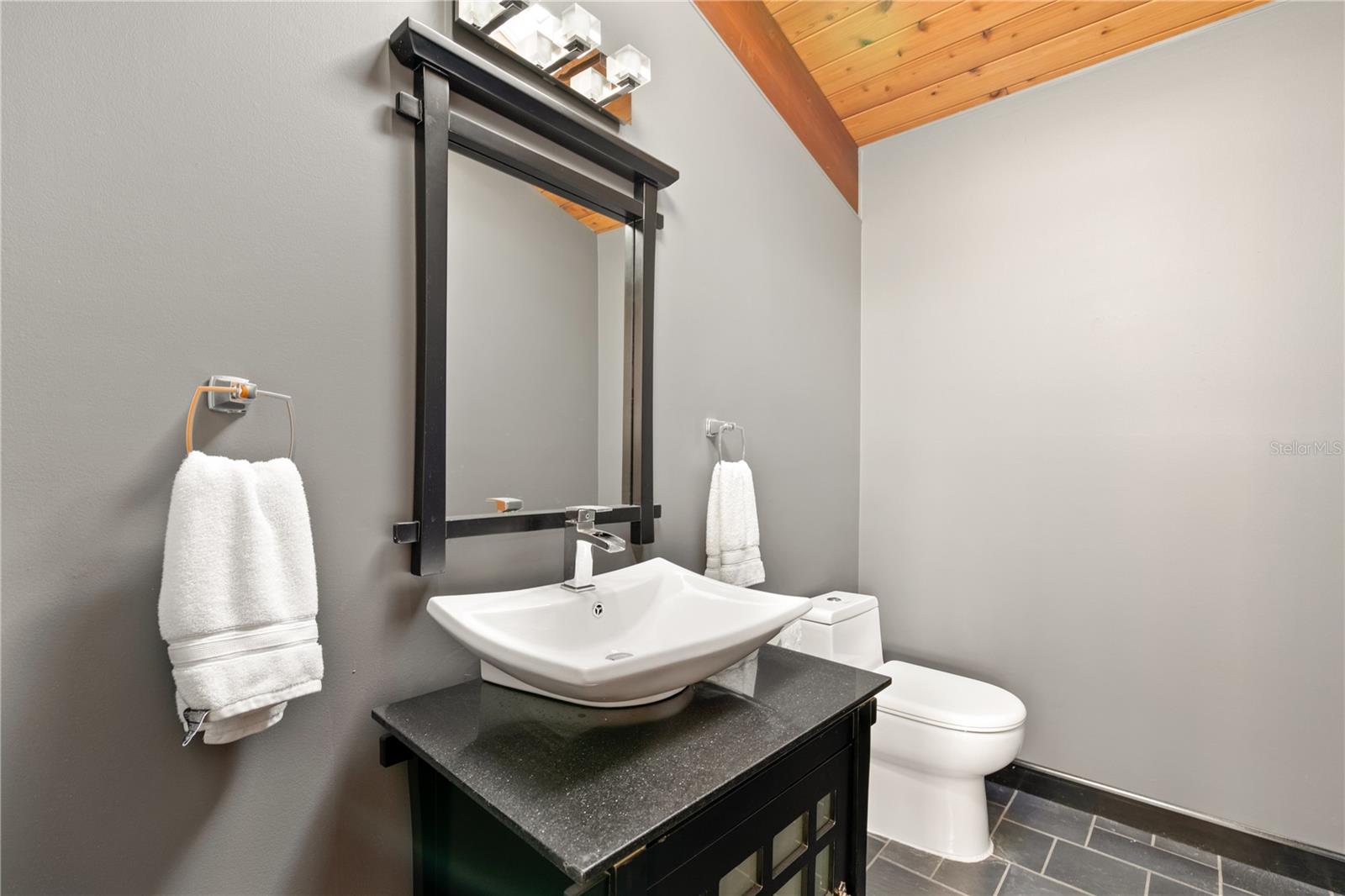 1029 ELYSIUM BLVD, MOUNT DORA, FL, 32757