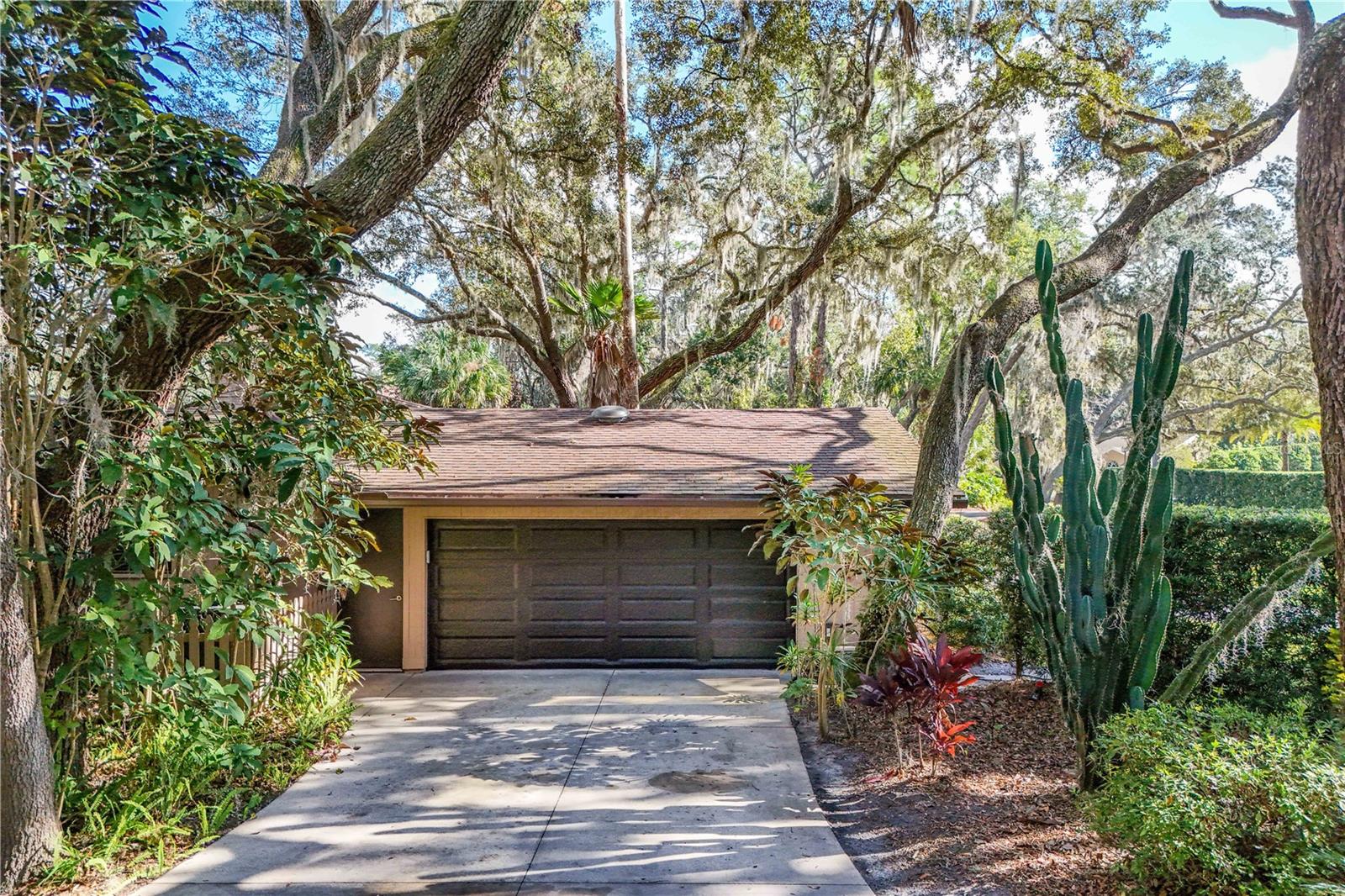 1029 ELYSIUM BLVD, MOUNT DORA, FL, 32757