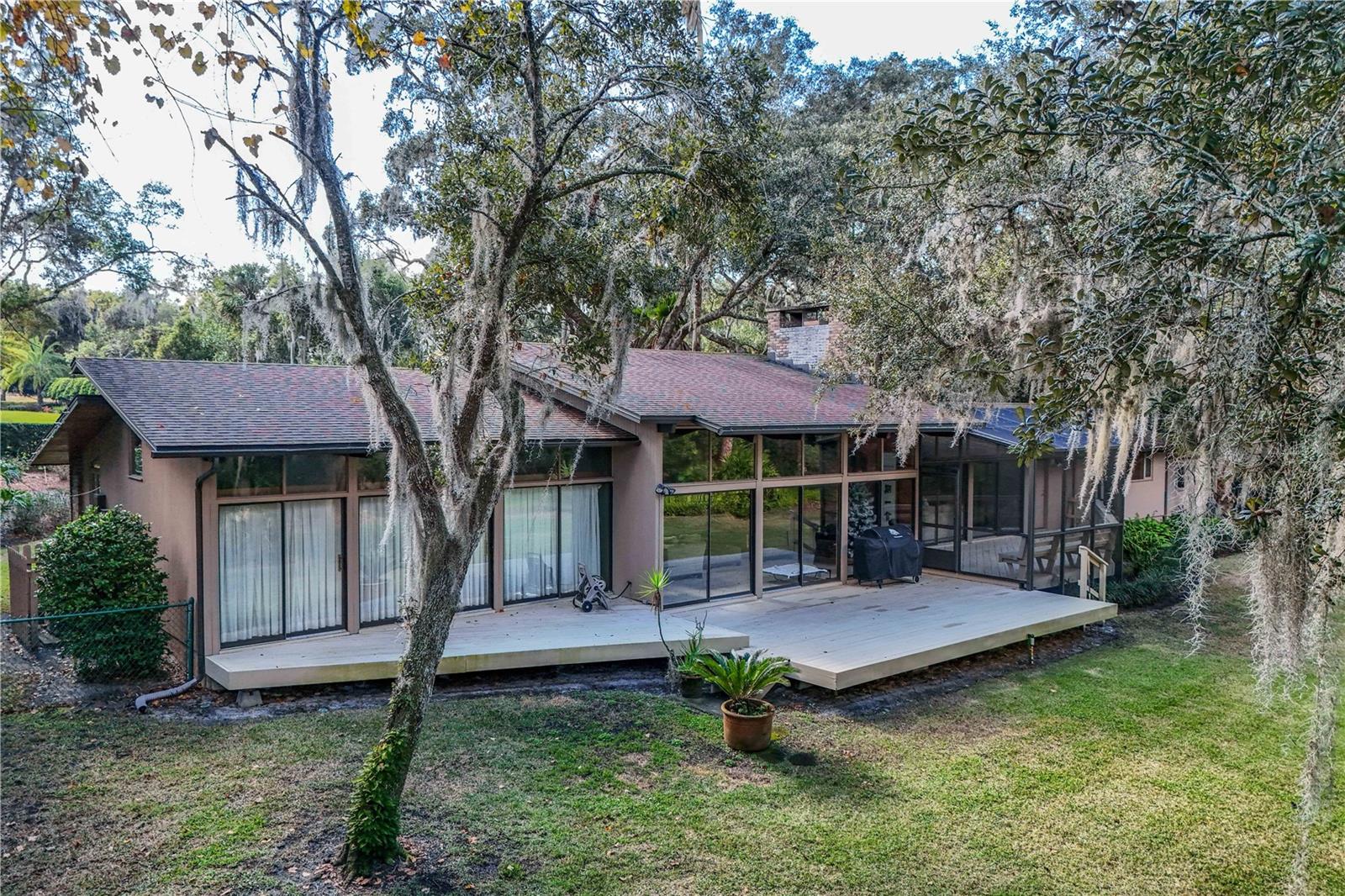 1029 ELYSIUM BLVD, MOUNT DORA, FL, 32757