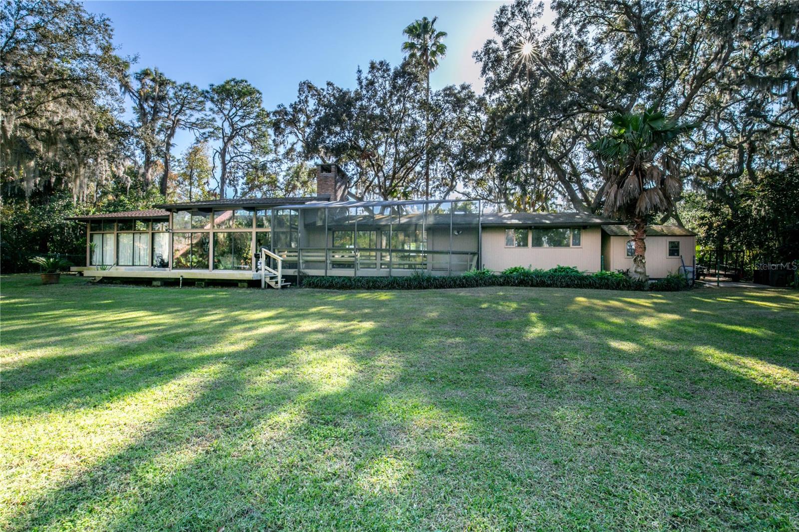 1029 ELYSIUM BLVD, MOUNT DORA, FL, 32757