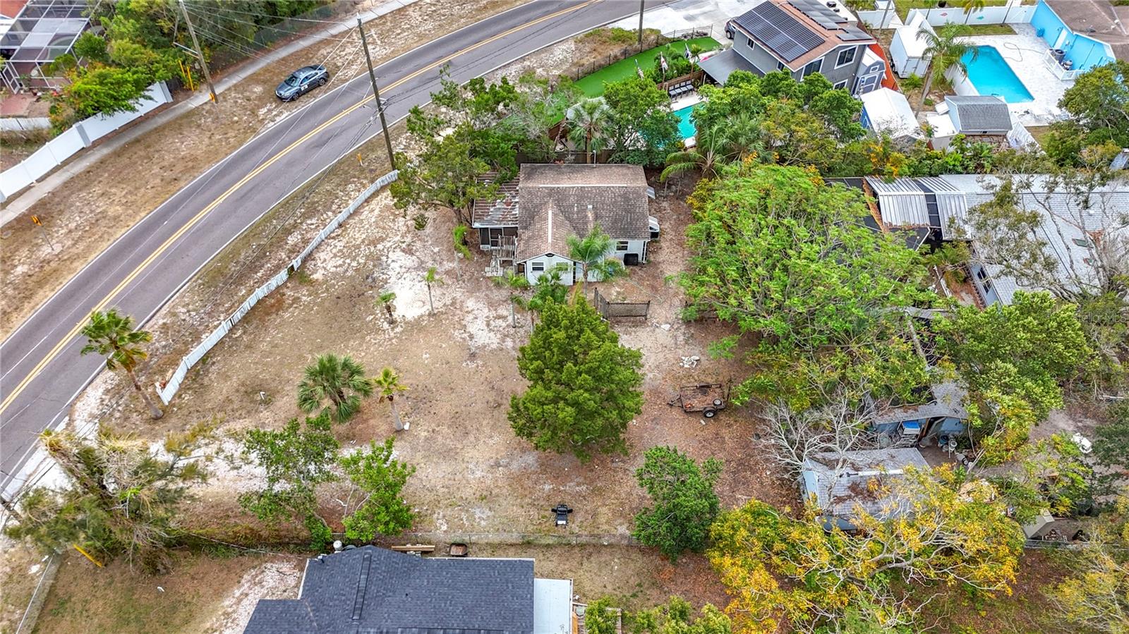 569 DIXIE HWY, TARPON SPRINGS, FL, 34689