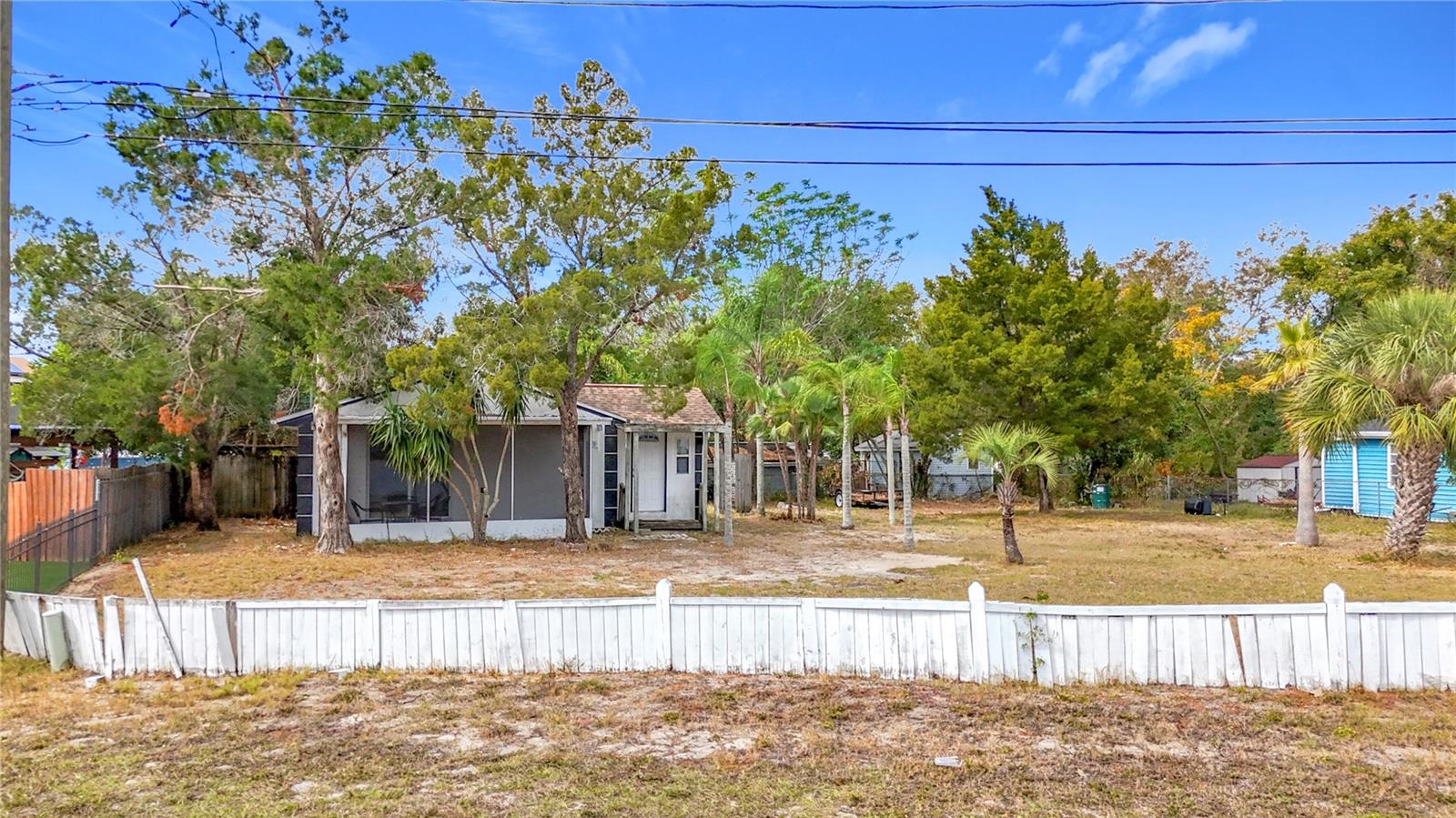 569 DIXIE HWY, TARPON SPRINGS, FL, 34689
