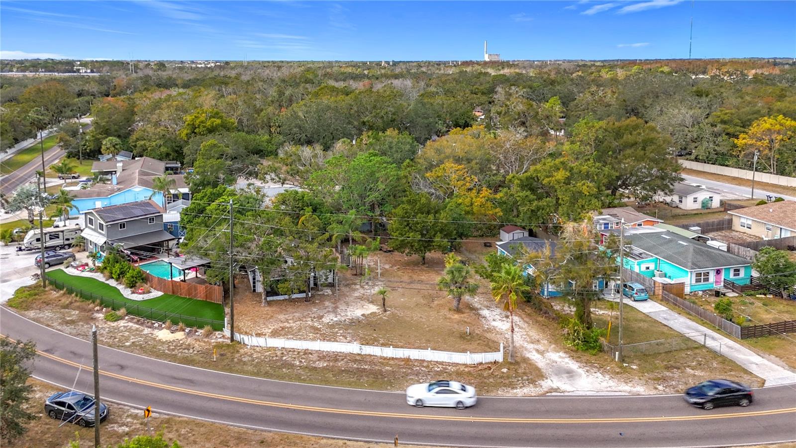 569 DIXIE HWY, TARPON SPRINGS, FL, 34689