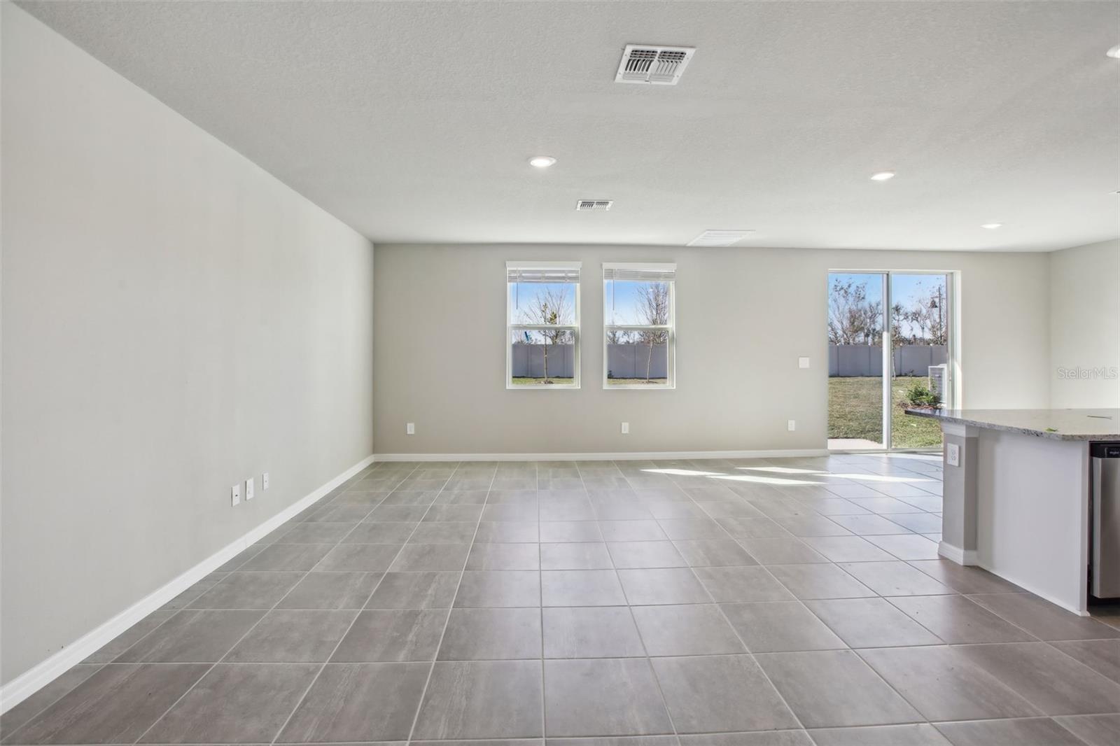3919 RADIANT MOUNTAIN DR, PLANT CITY, FL, 33565