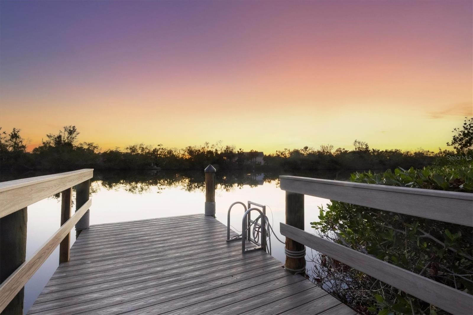 7618 MIDNIGHT PASS RD, SARASOTA, FL, 34242