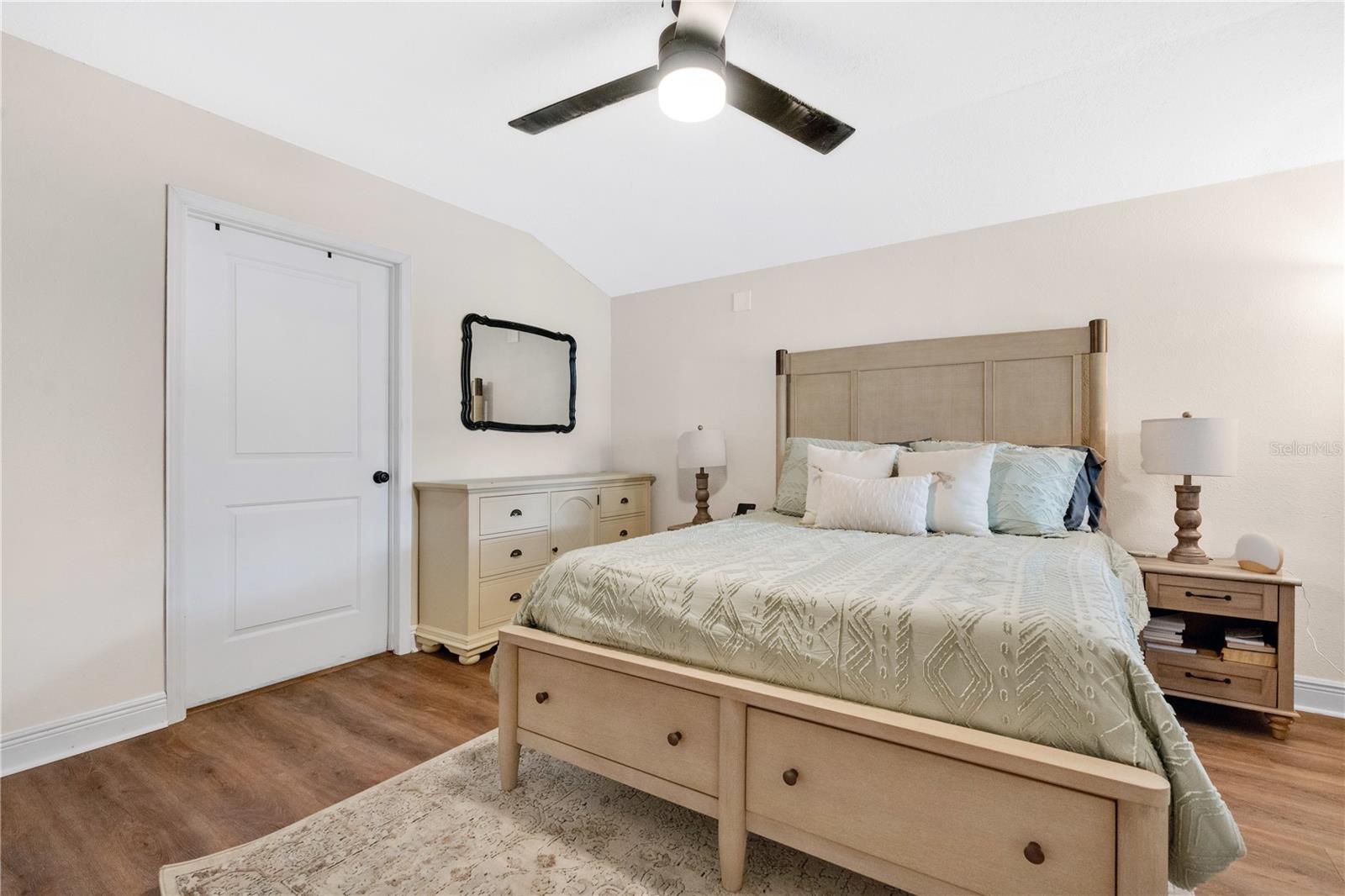 3921 55TH AVE N, ST PETERSBURG, FL, 33714