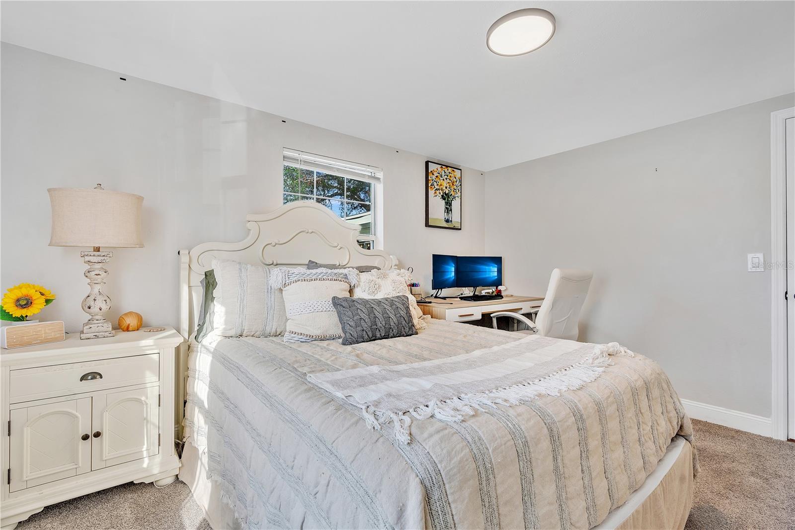 3921 55TH AVE N, ST PETERSBURG, FL, 33714