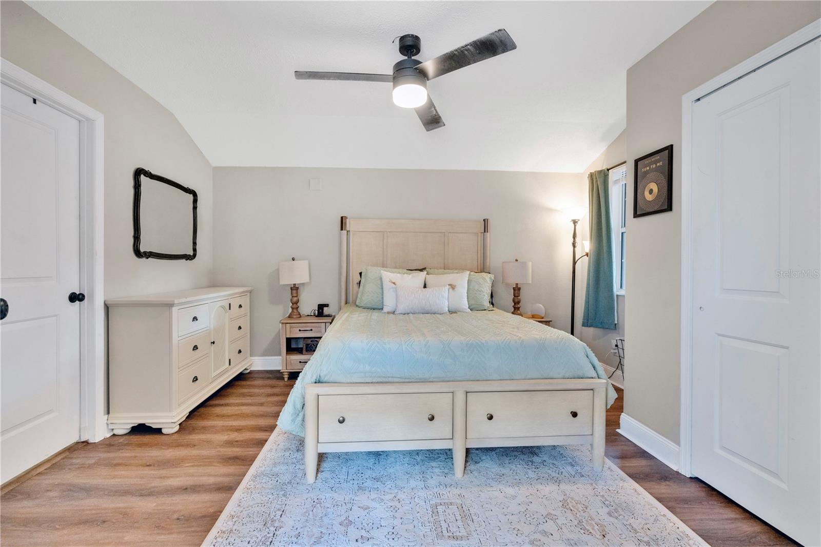 3921 55TH AVE N, ST PETERSBURG, FL, 33714