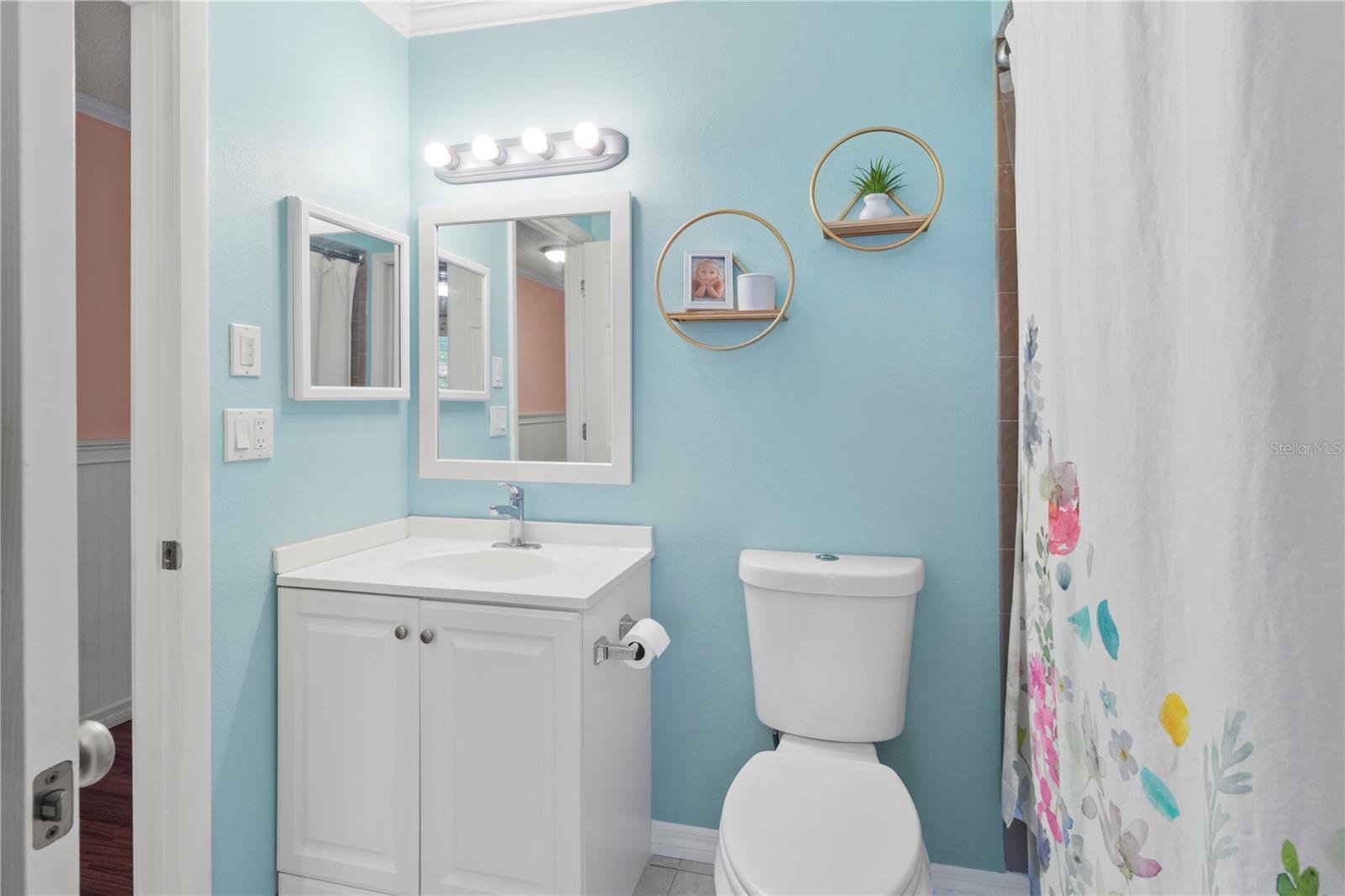 3001 VIVIENDA BLVD, BRADENTON, FL, 34207