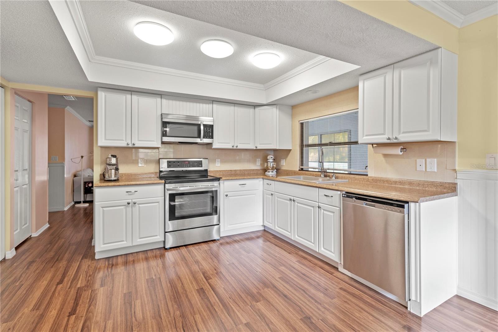 3001 VIVIENDA BLVD, BRADENTON, FL, 34207
