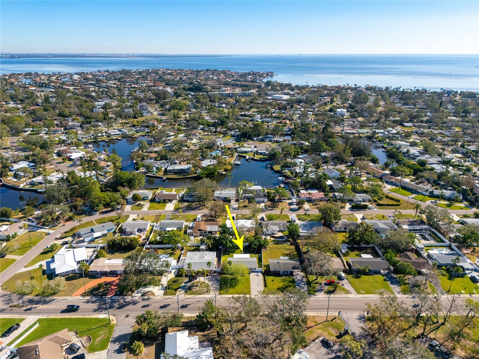 4561 SHORE ACRES BLVD NE, ST PETERSBURG, FL, 33703