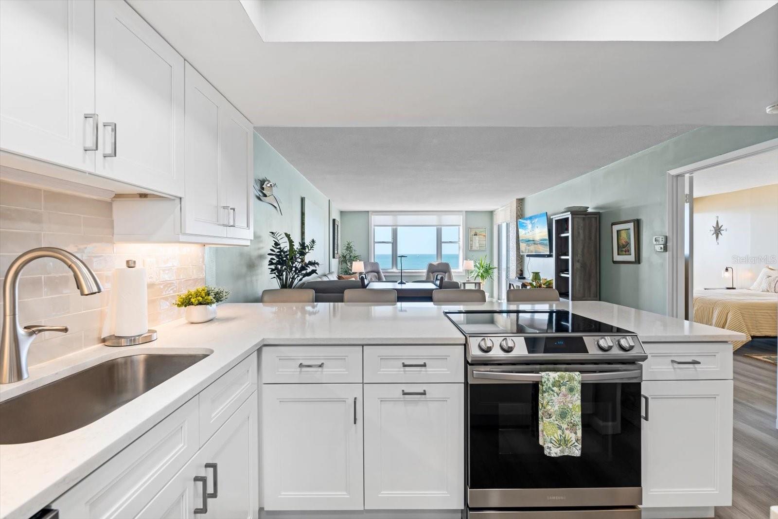 1100 TARPON CENTER DR #502 (5B), VENICE, FL, 34285