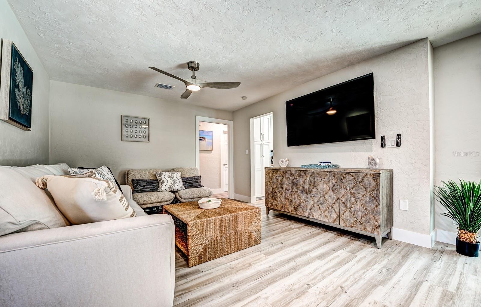 7331 BILTMORE DR, SARASOTA, FL, 34231
