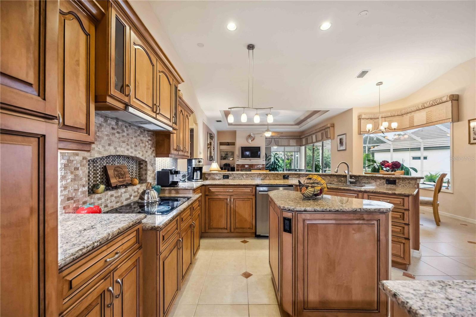 7594 TORI WAY, LAKEWOOD RANCH, FL, 34202
