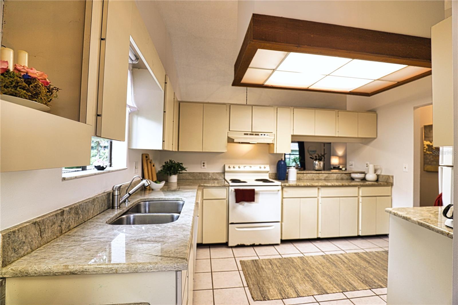 5032 BARRINGTON CIR #2301, SARASOTA, FL, 34234