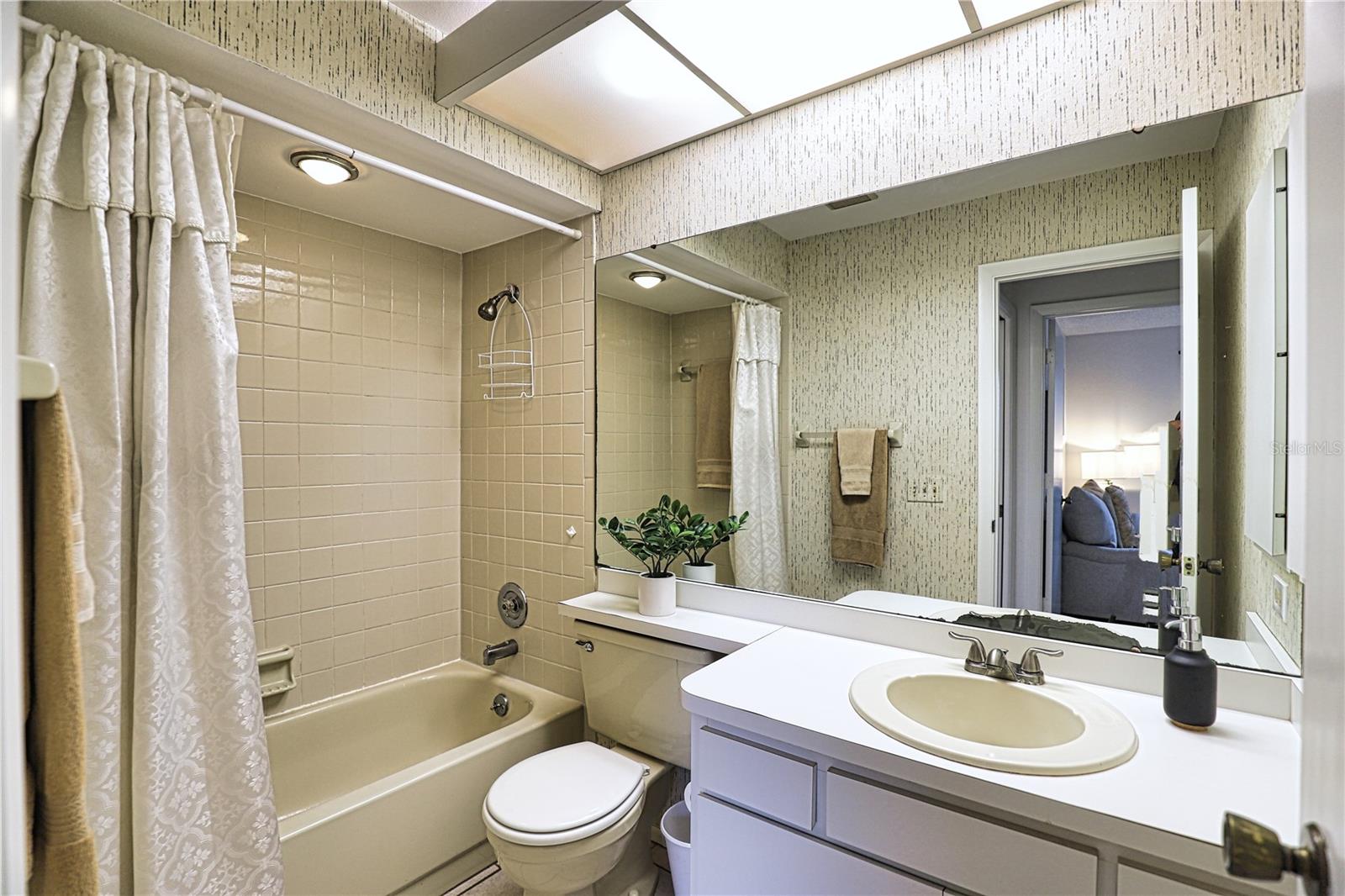 5032 BARRINGTON CIR #2301, SARASOTA, FL, 34234