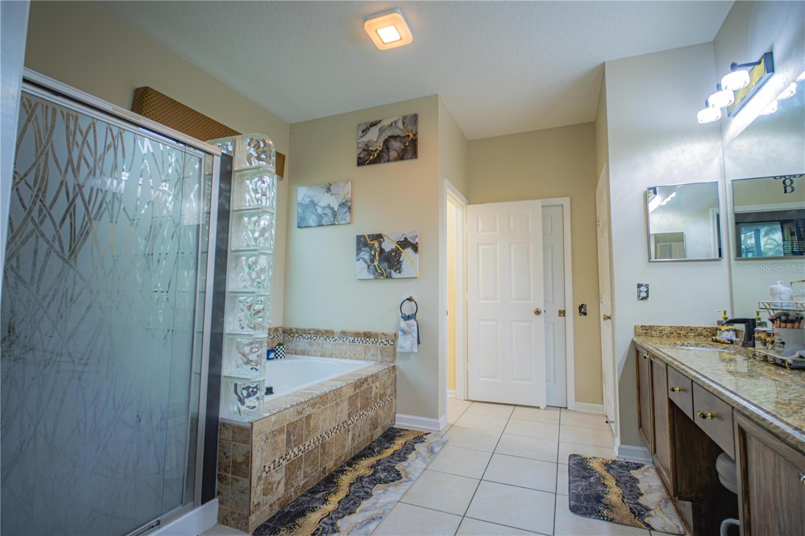 8100 FAN PALM WAY, KISSIMMEE, FL, 34747