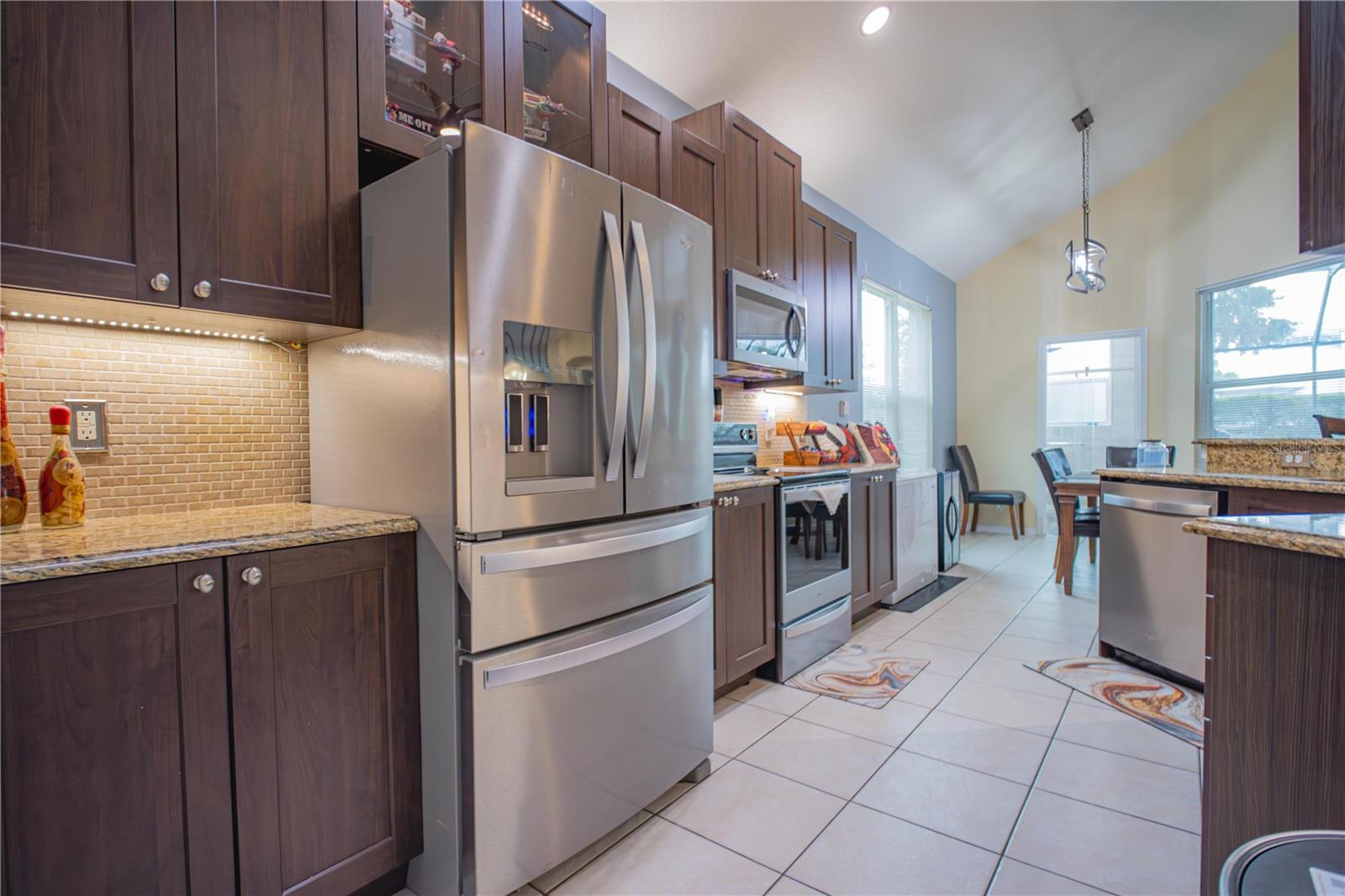 8100 FAN PALM WAY, KISSIMMEE, FL, 34747