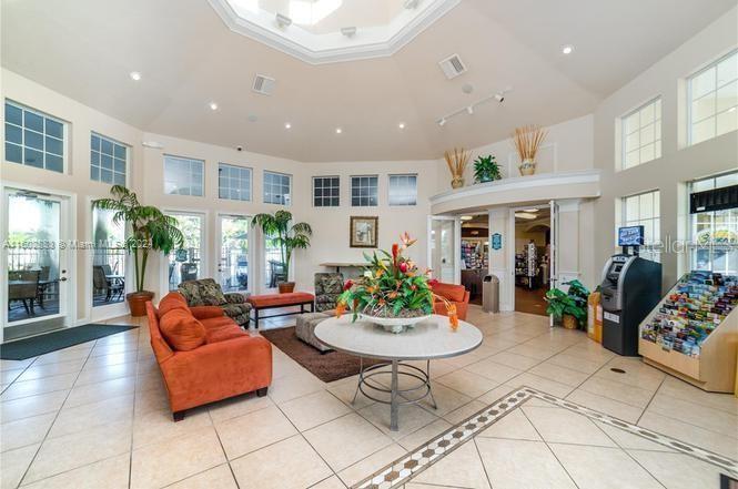 8100 FAN PALM WAY, KISSIMMEE, FL, 34747