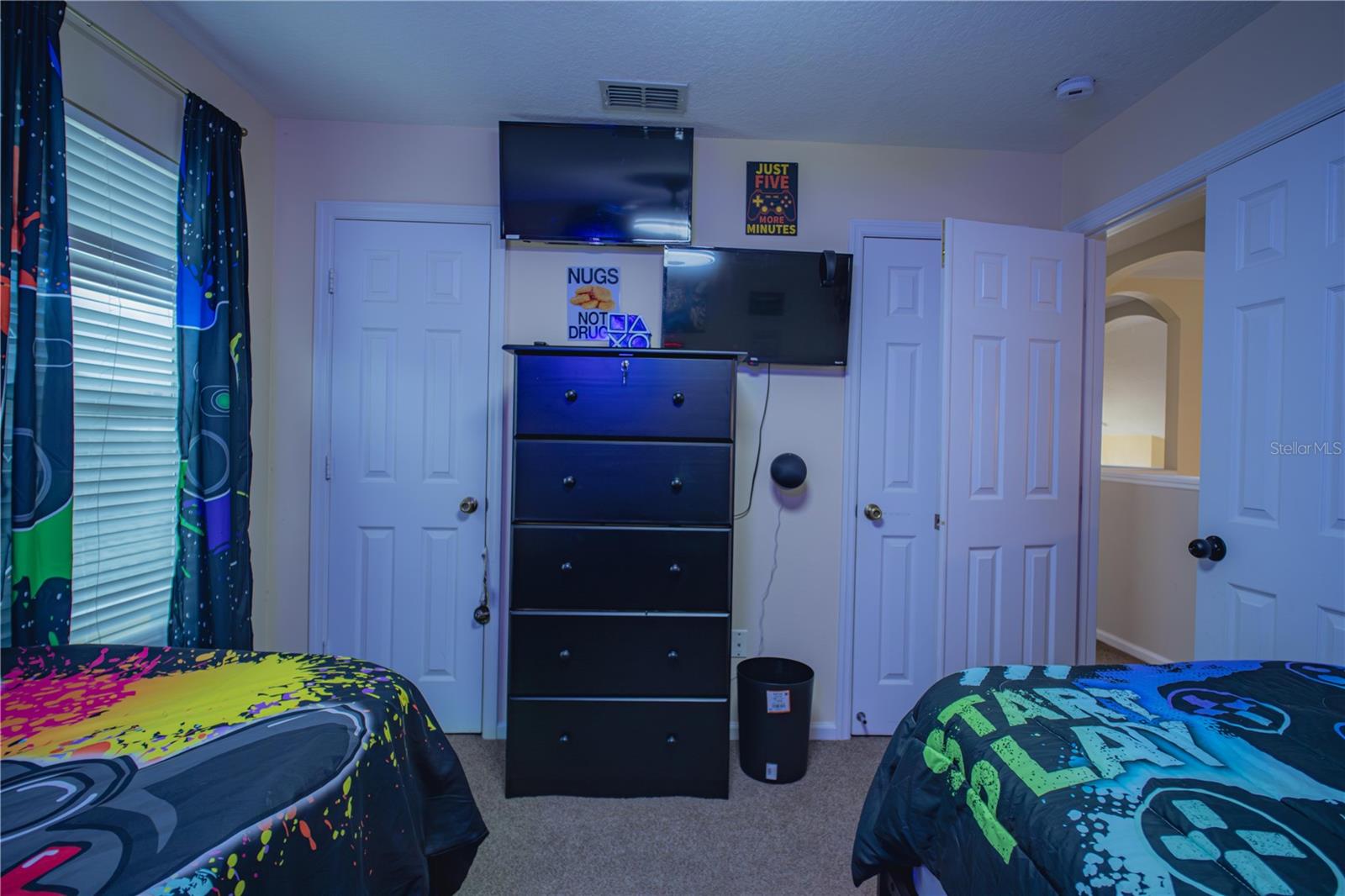 8100 FAN PALM WAY, KISSIMMEE, FL, 34747