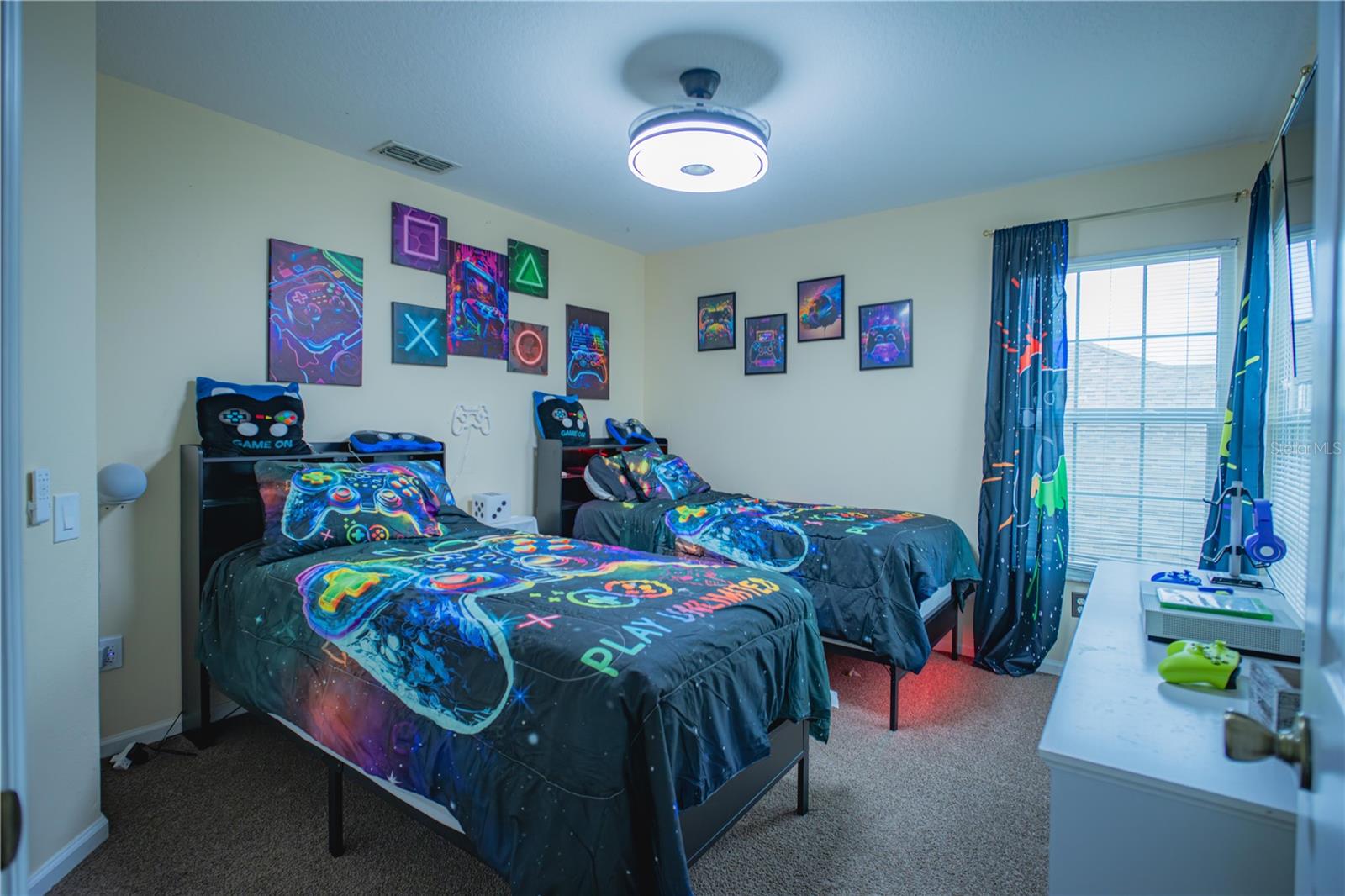 8100 FAN PALM WAY, KISSIMMEE, FL, 34747
