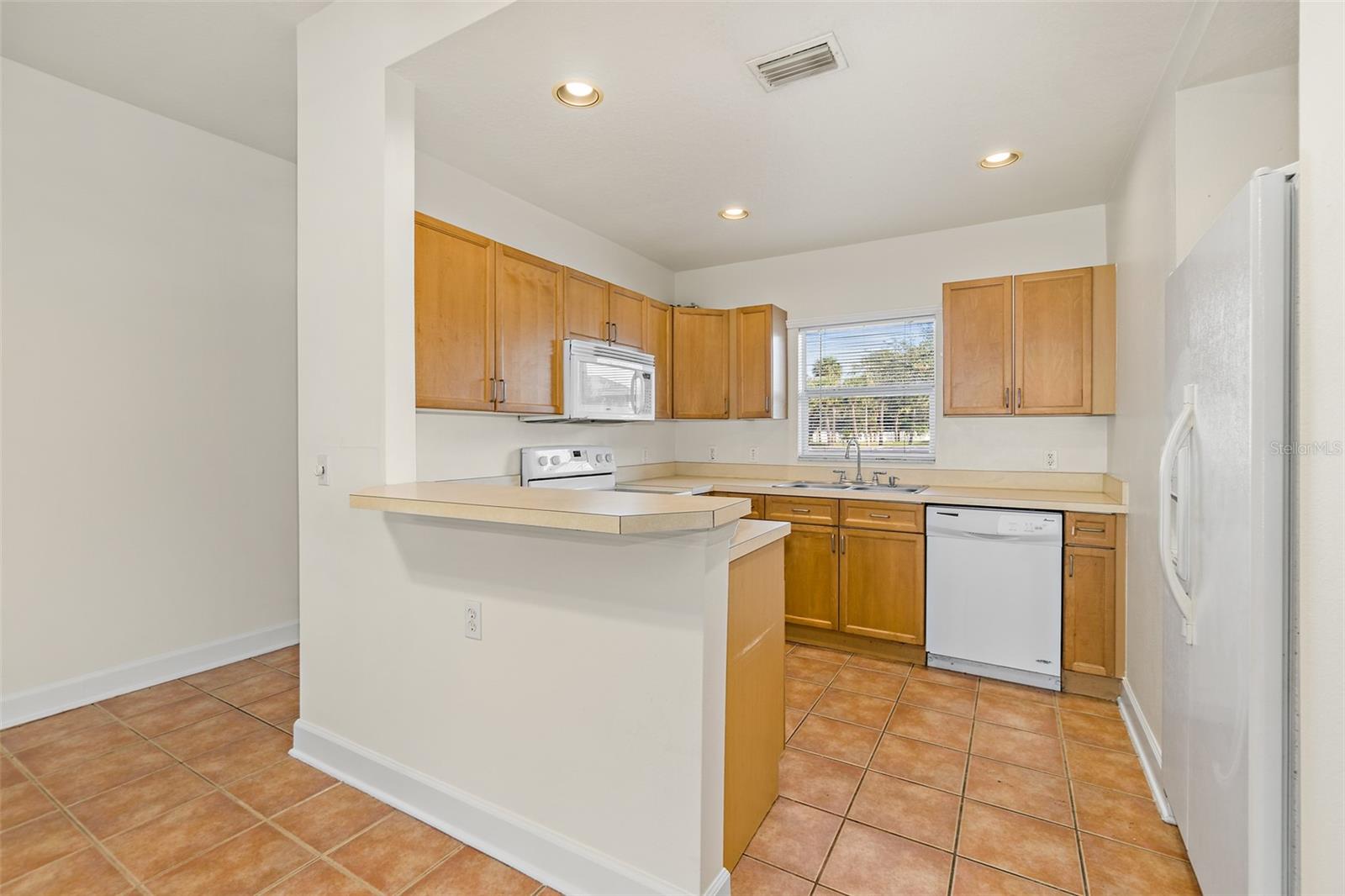 161 PORTSIDE AVE #104, CAPE CANAVERAL, FL, 32920