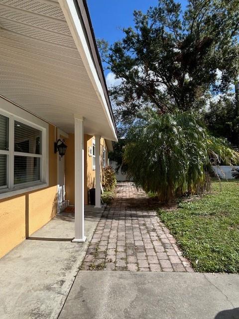 8823 W ROBSON ST, TAMPA, FL, 33615