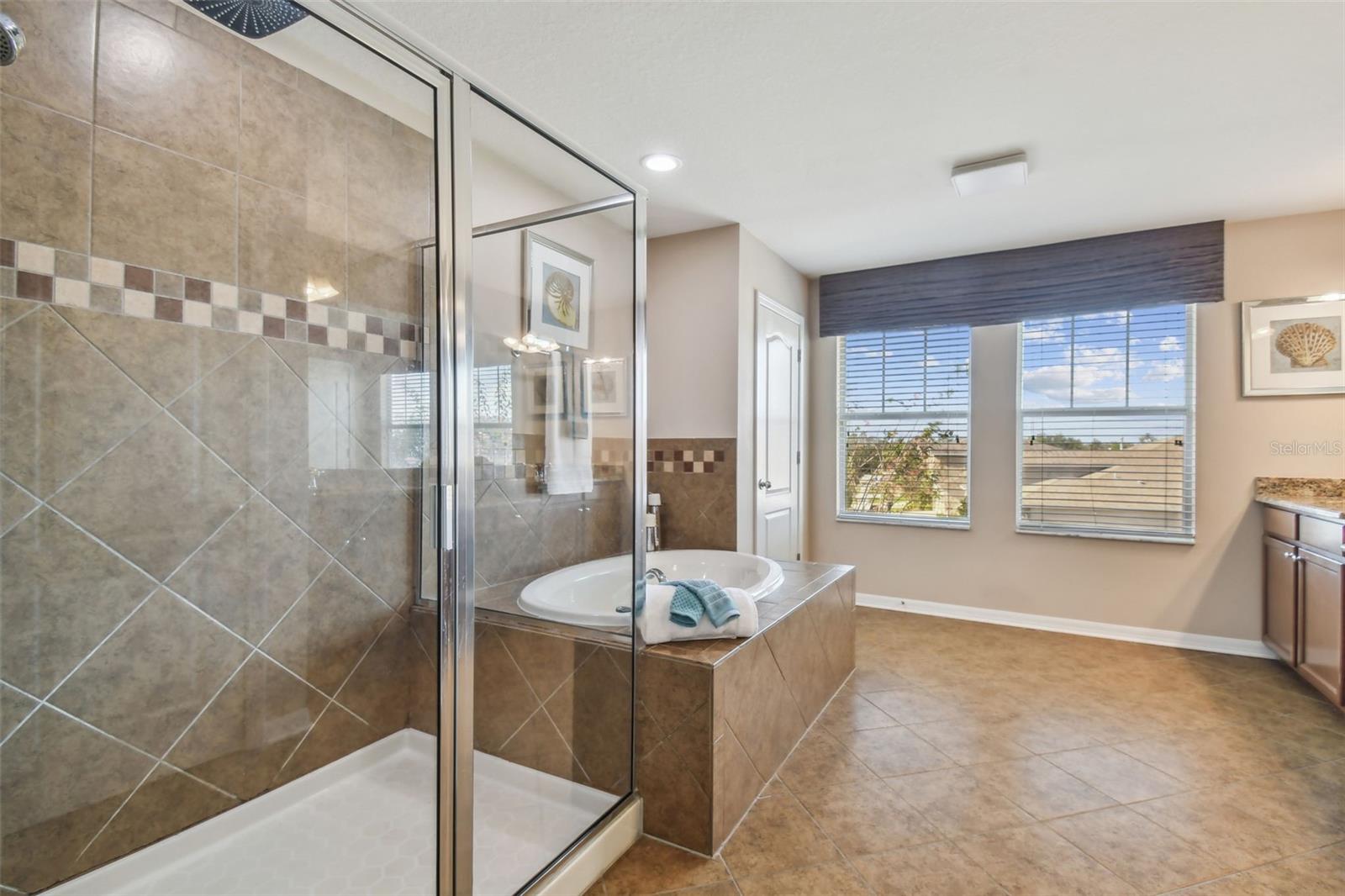 2212 VALTERRA VISTA WAY, VALRICO, FL, 33594