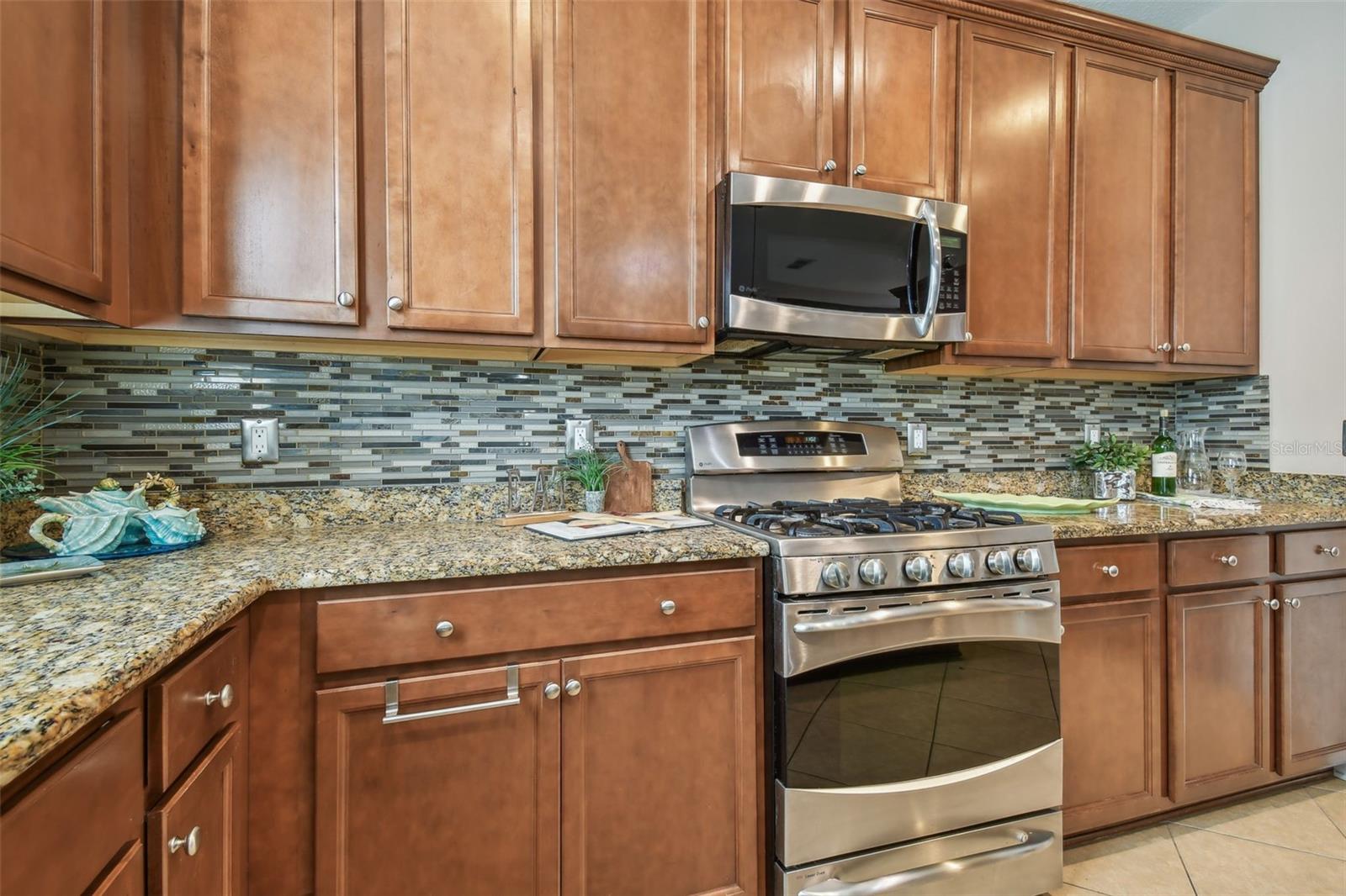 2212 VALTERRA VISTA WAY, VALRICO, FL, 33594