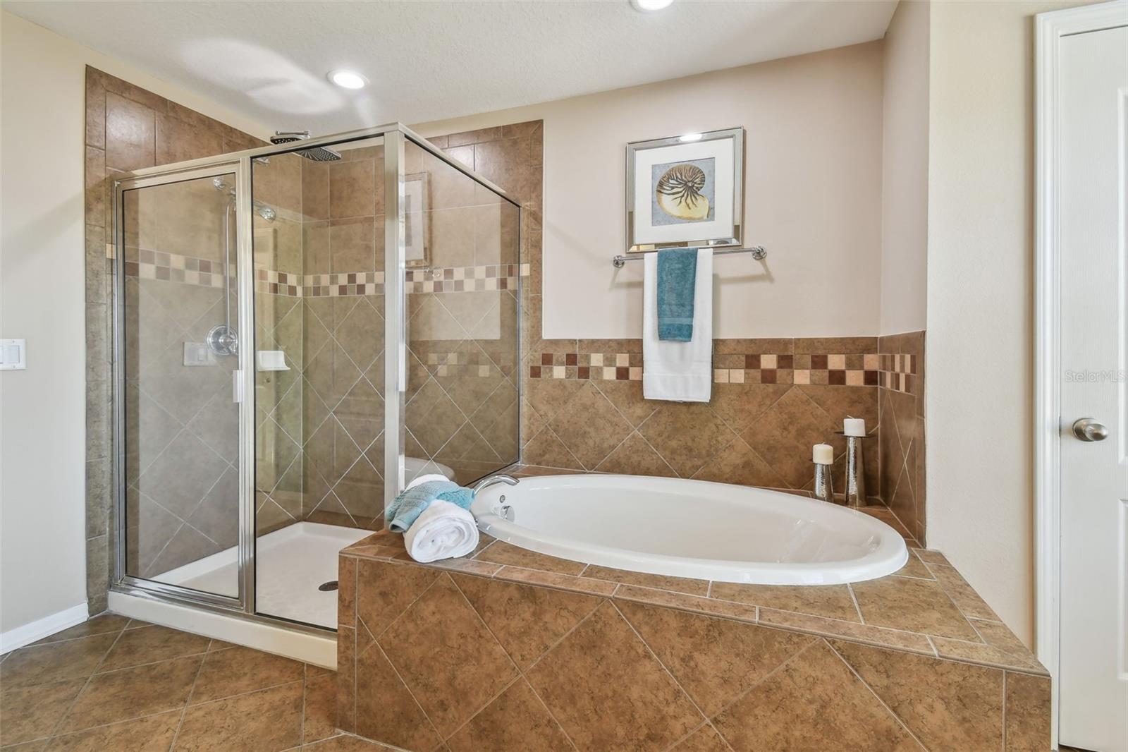 2212 VALTERRA VISTA WAY, VALRICO, FL, 33594