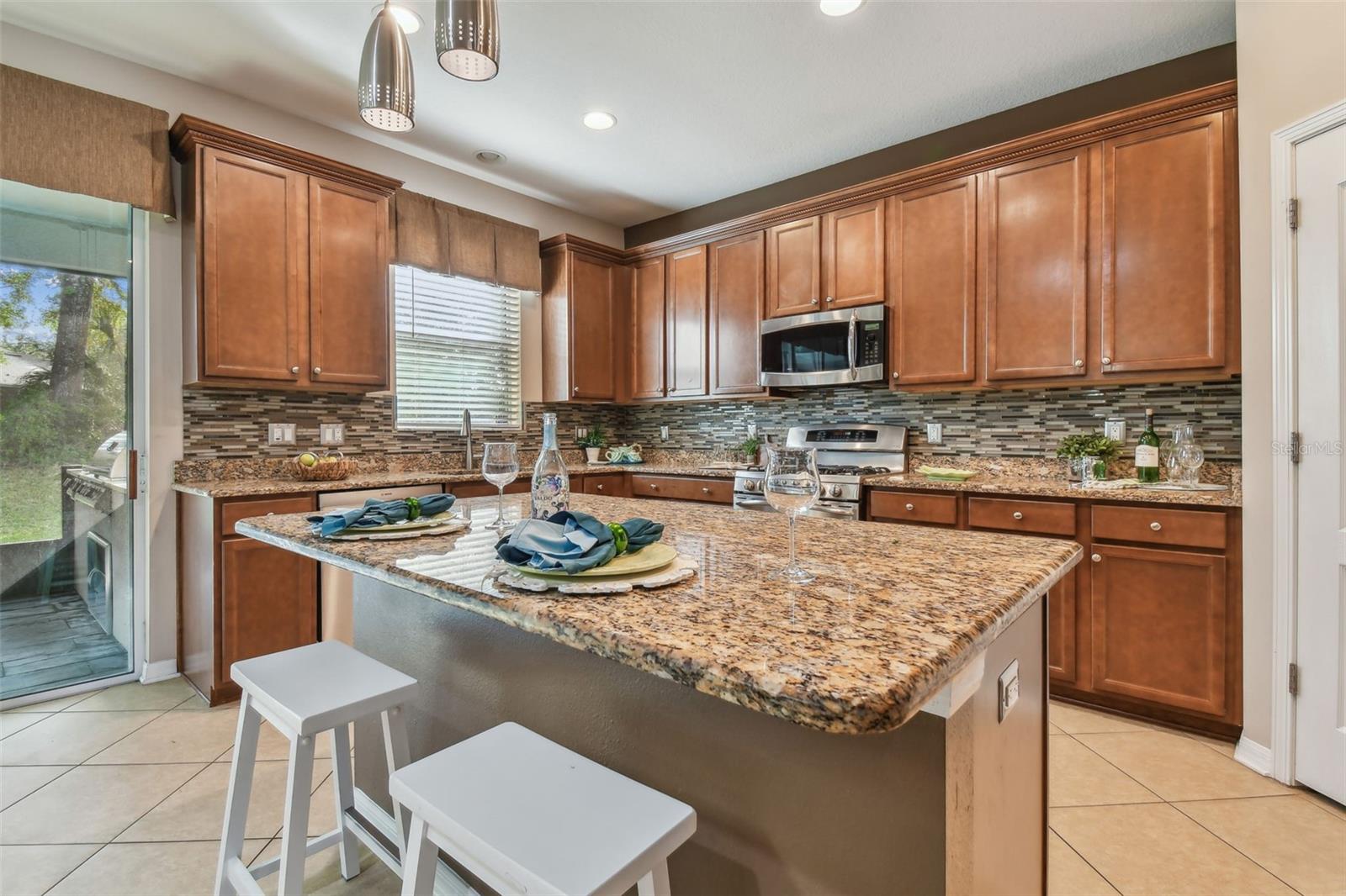 2212 VALTERRA VISTA WAY, VALRICO, FL, 33594