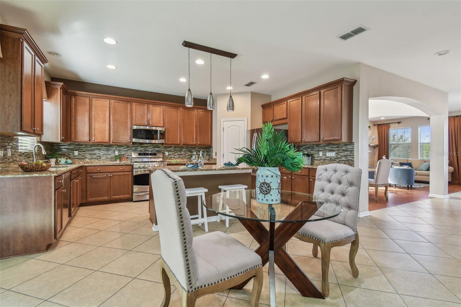 2212 VALTERRA VISTA WAY, VALRICO, FL, 33594