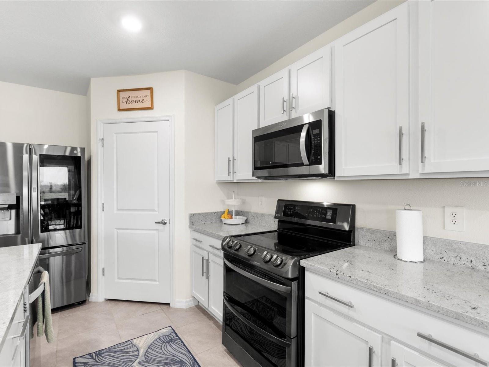 17011 BARNWOOD PL, BRADENTON, FL, 34211