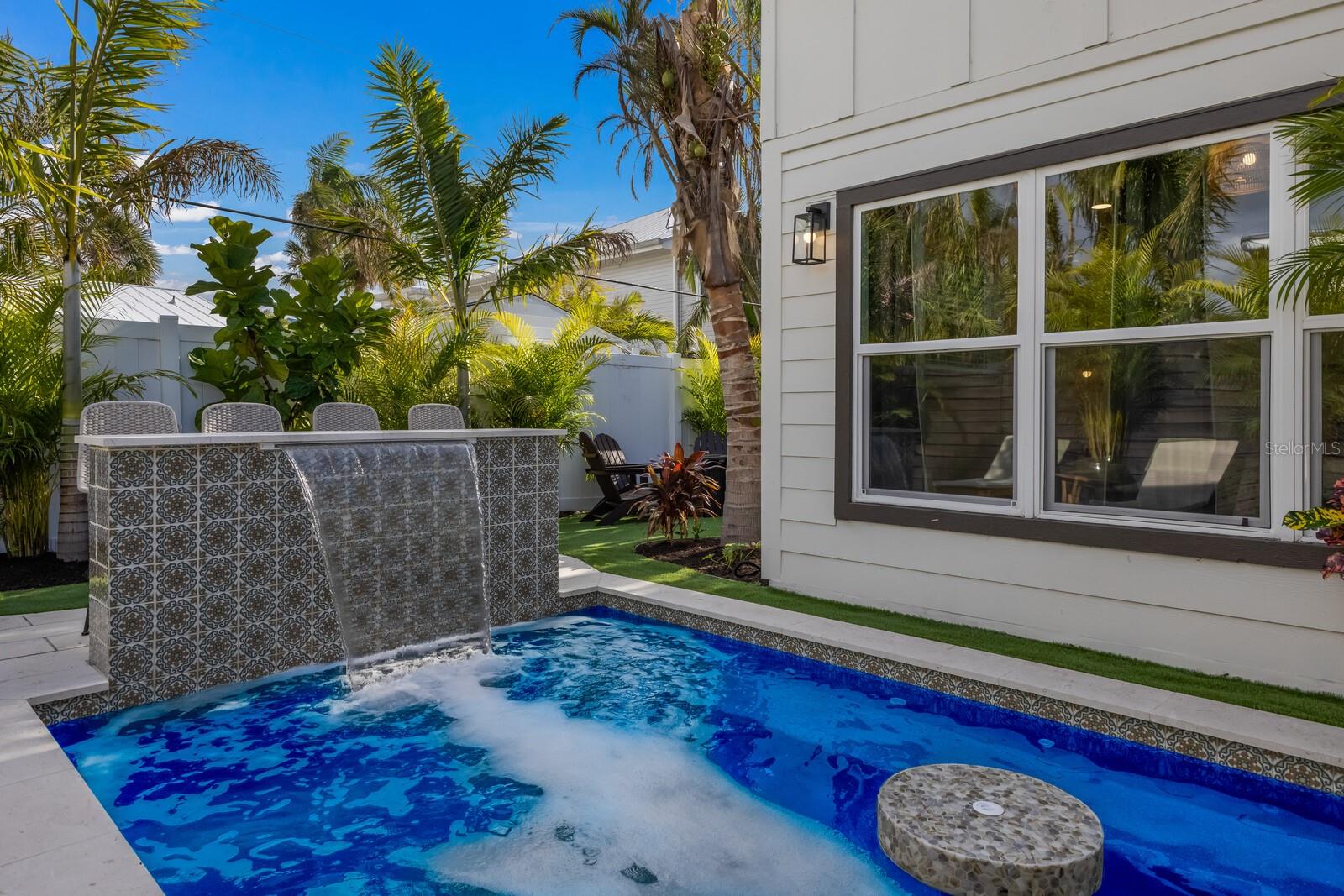 213 83RD ST, HOLMES BEACH, FL, 34217