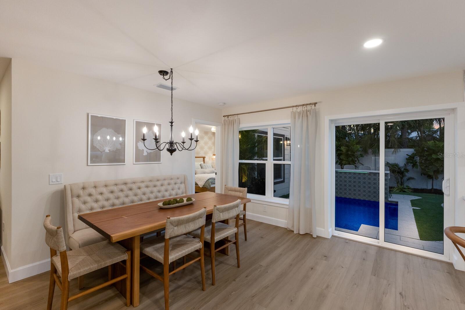 213 83RD ST, HOLMES BEACH, FL, 34217