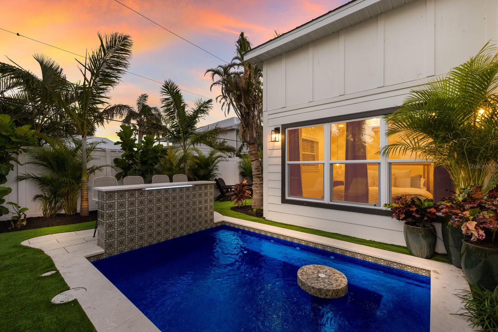 213 83RD ST, HOLMES BEACH, FL, 34217
