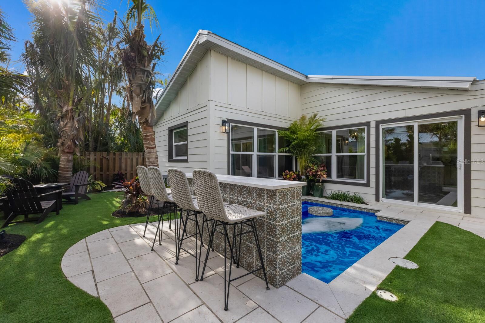 213 83RD ST, HOLMES BEACH, FL, 34217