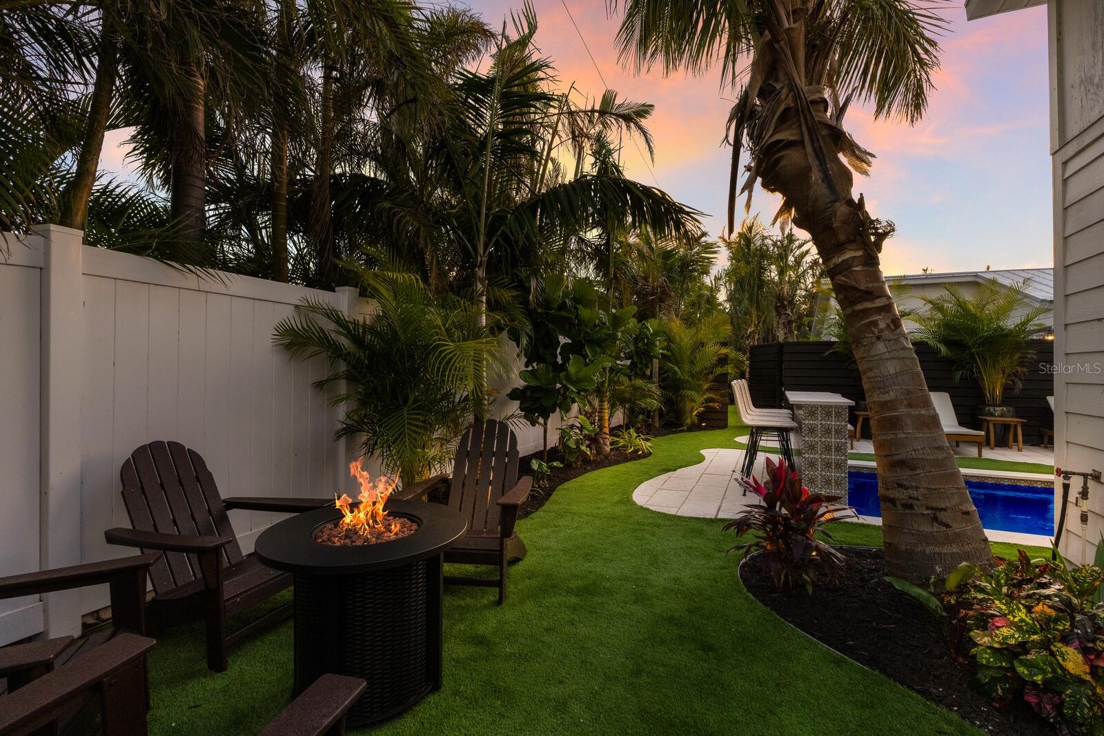 213 83RD ST, HOLMES BEACH, FL, 34217